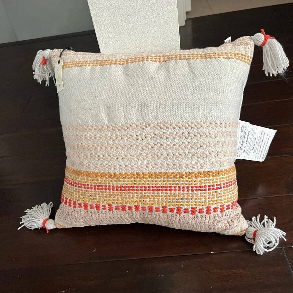 NWT Hearth & Hand Pillow